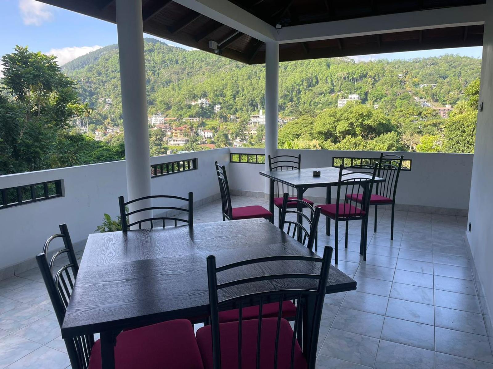 Villa Nine Kandy Bagian luar foto