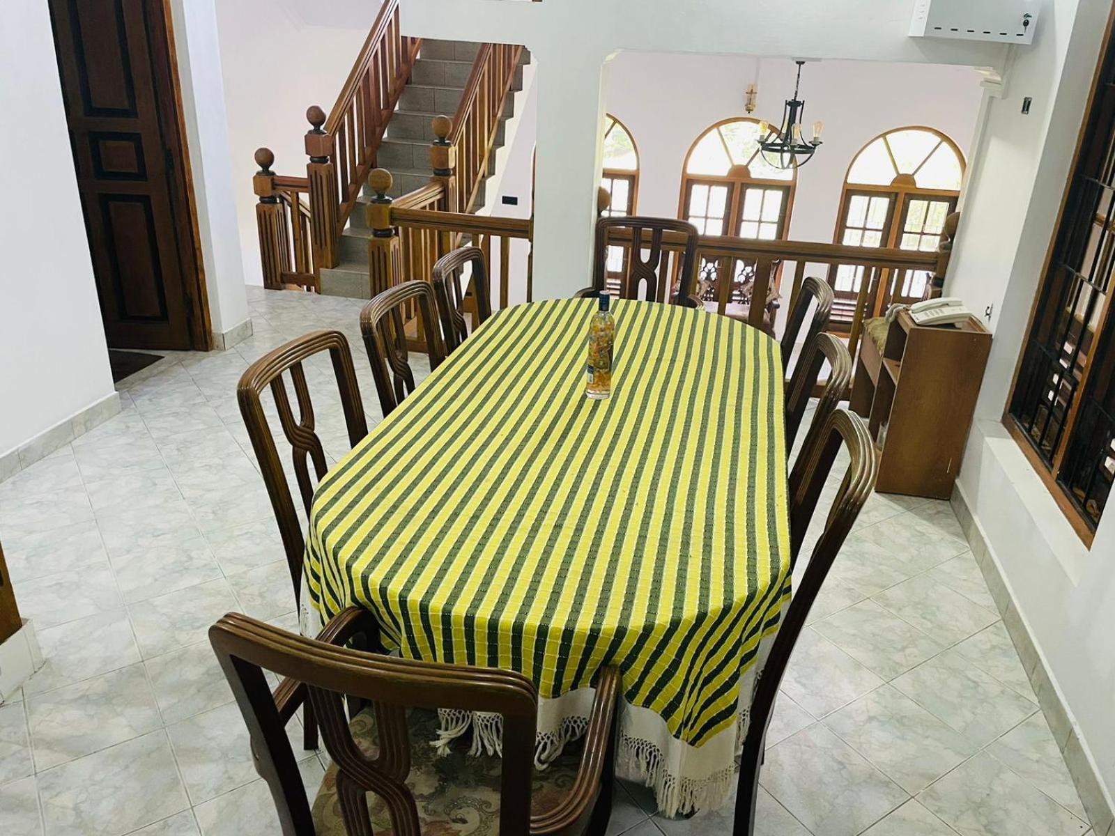 Villa Nine Kandy Bagian luar foto